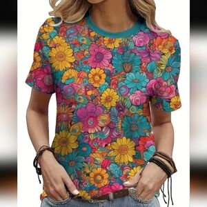 NEW Colorful Floral Women's Short Sleeve Top